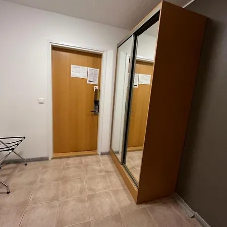 Studio Elli 24 Suuri Huone 25m2 Micro Keitin Jaeaekaappi *